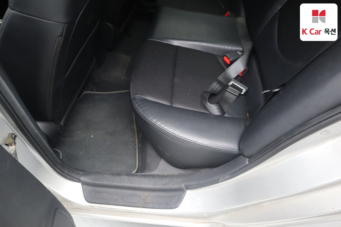 Kia Forte 2009 - Image 21