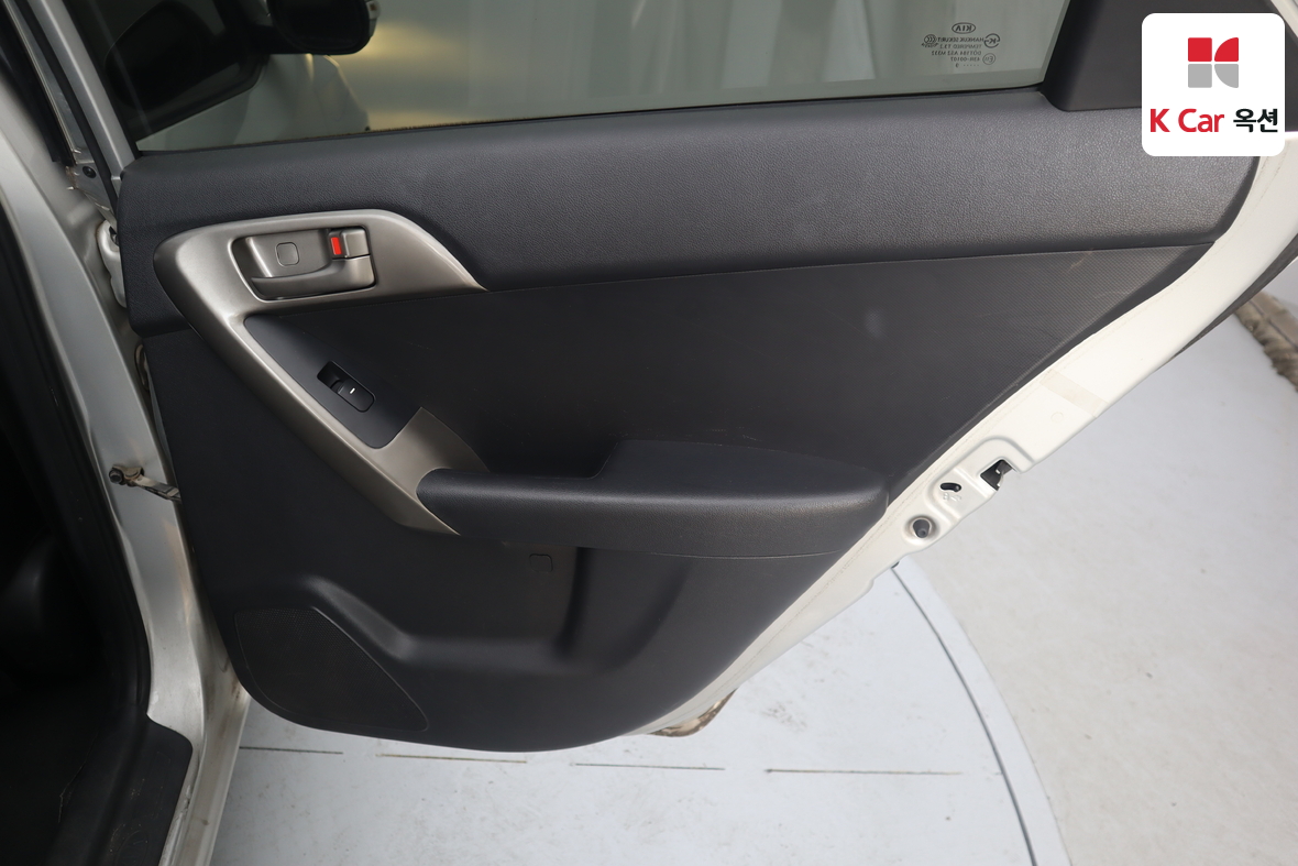 Kia Forte 2009 - Image 24