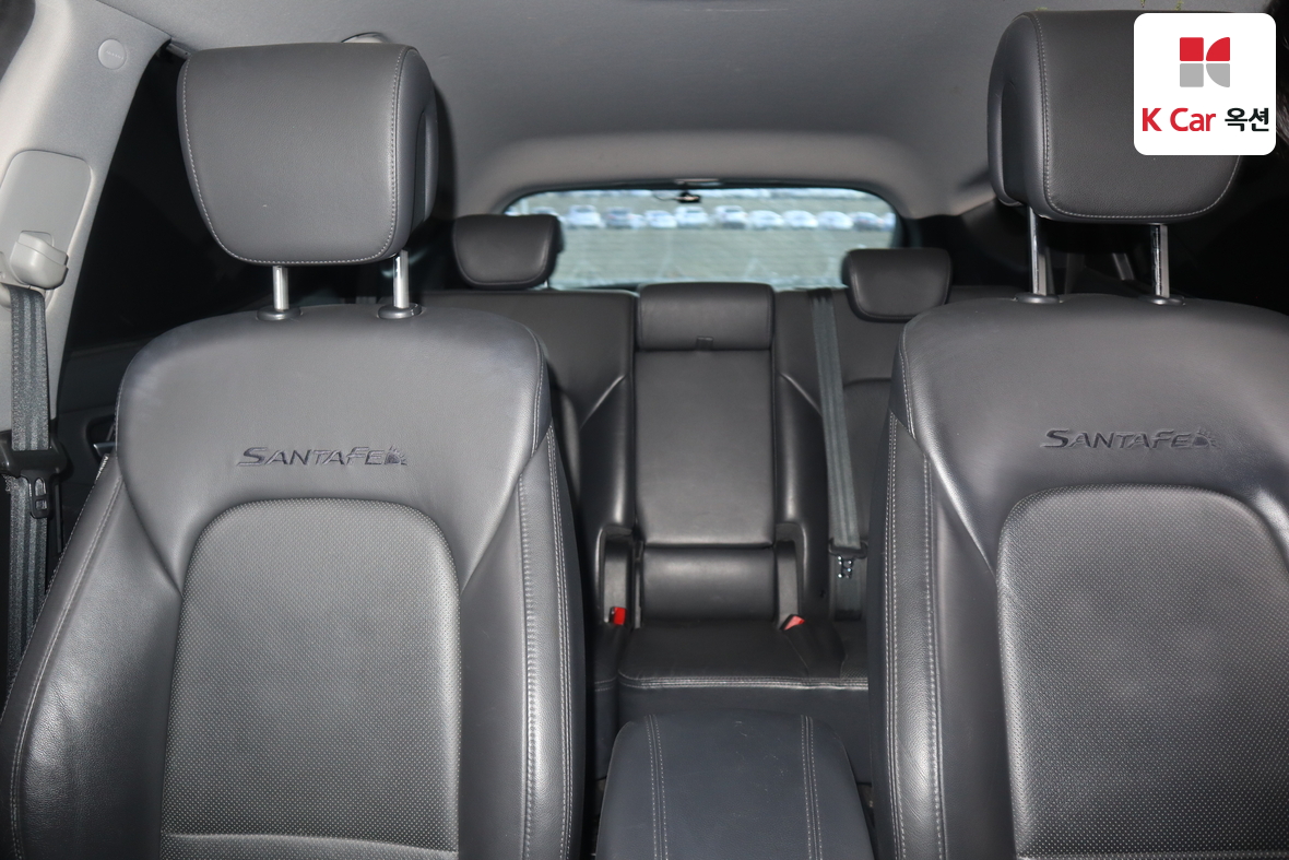 Hyundai Santa Fe 2015 - Image 18