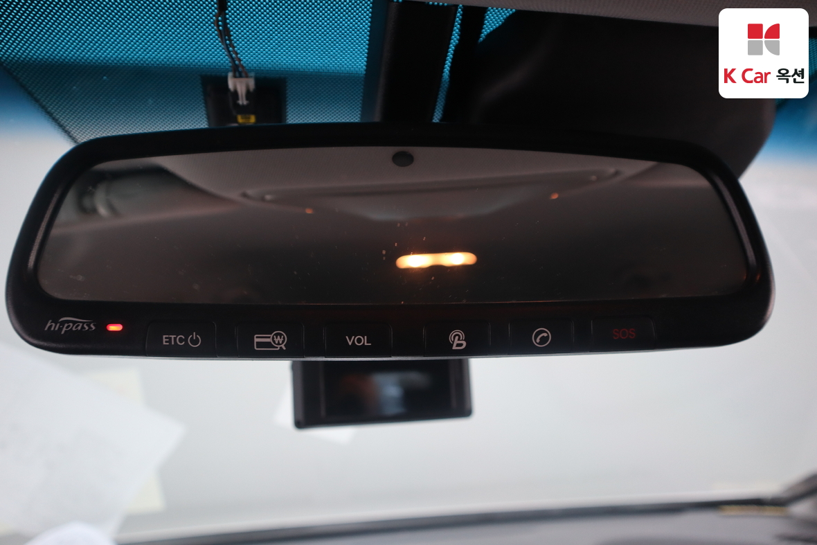 Hyundai Santa Fe 2015 - Image 12