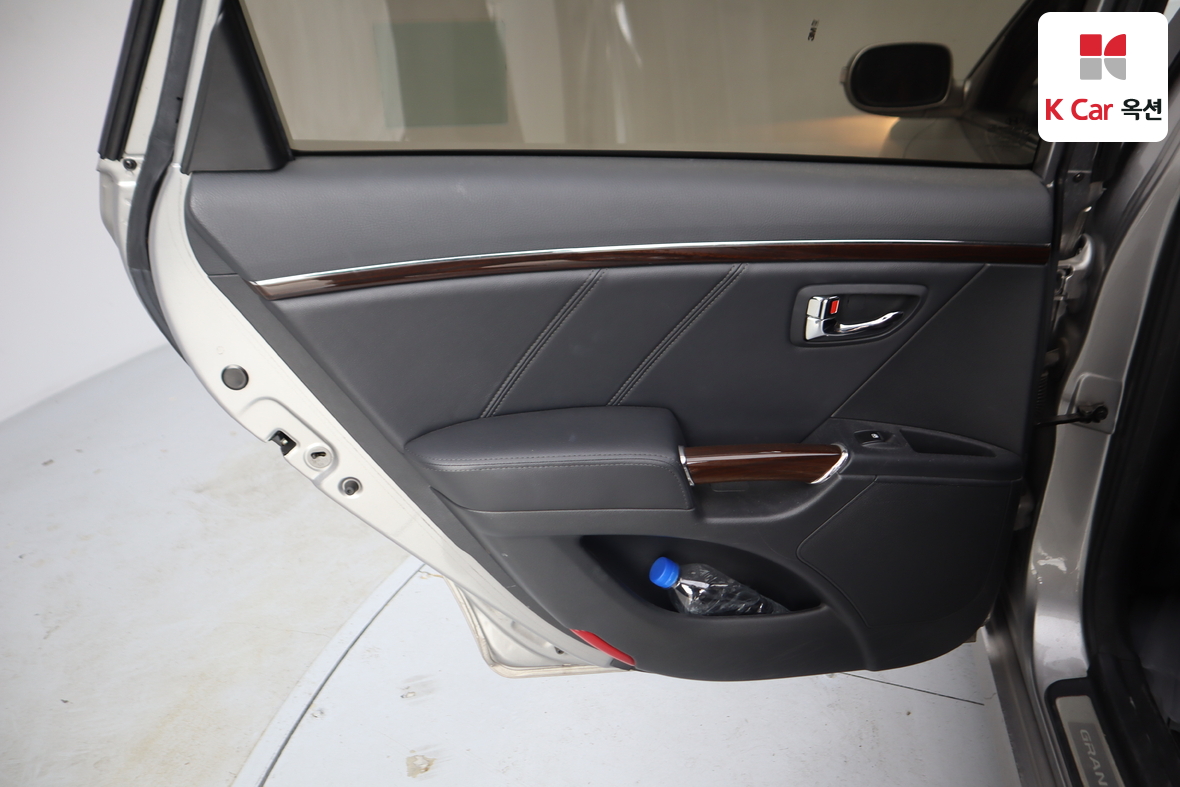 هيونداي جرانجر 2010 - صورة 23