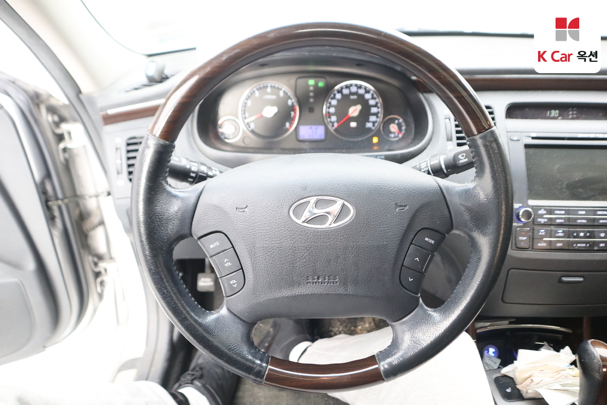 هيونداي جرانجر 2010 - صورة 10