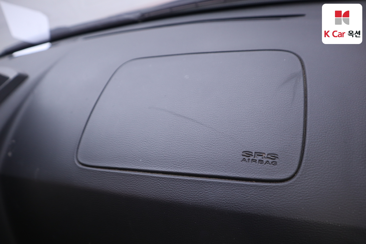 KG Mobility Korando Sports 2015 - Image 30