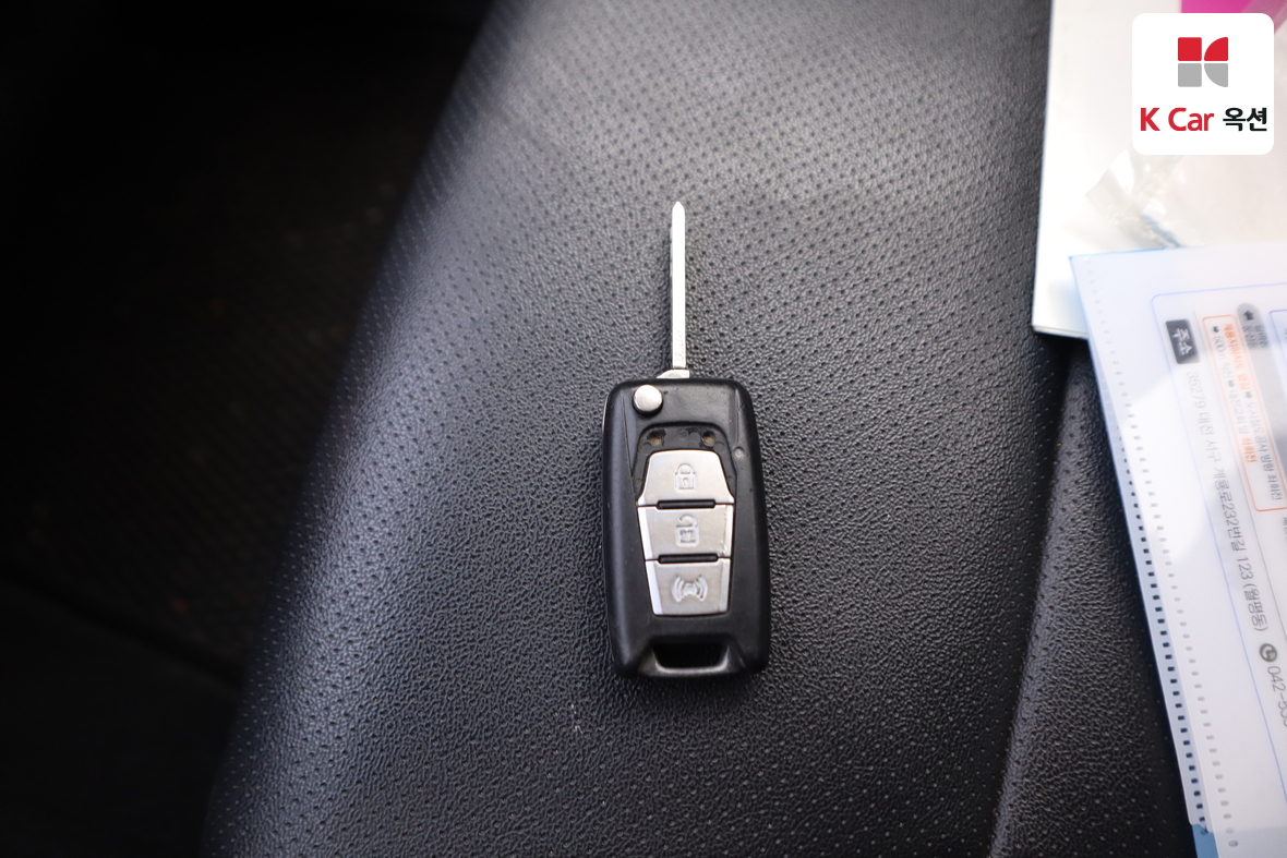 KG Mobility Korando Sports 2015 - Image 18