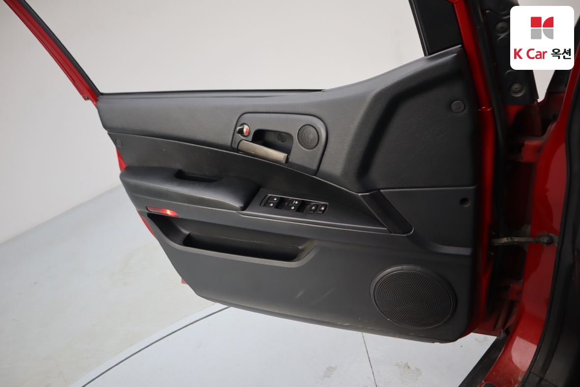 KG Mobility Korando Sports 2015 - Image 8