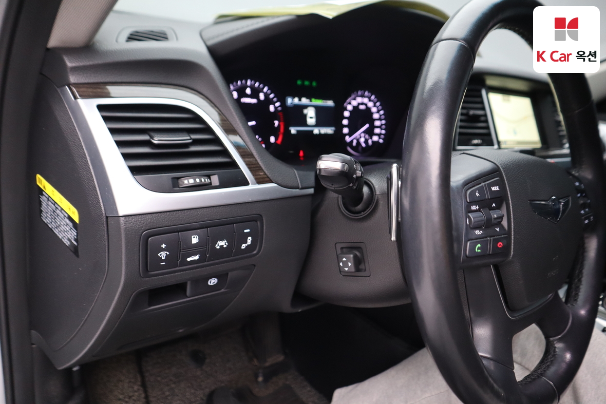 جينيسيس G80 2017 - صورة 9