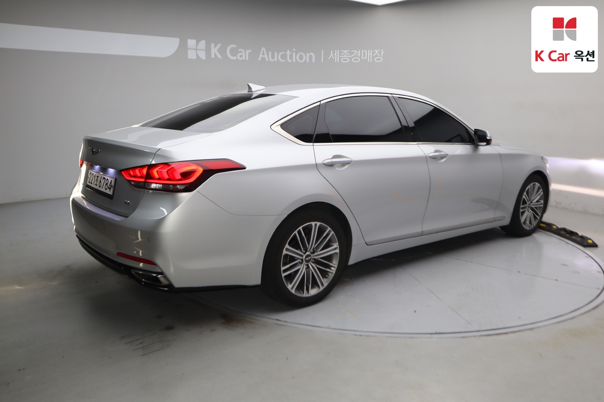 جينيسيس G80 2017 - صورة 2