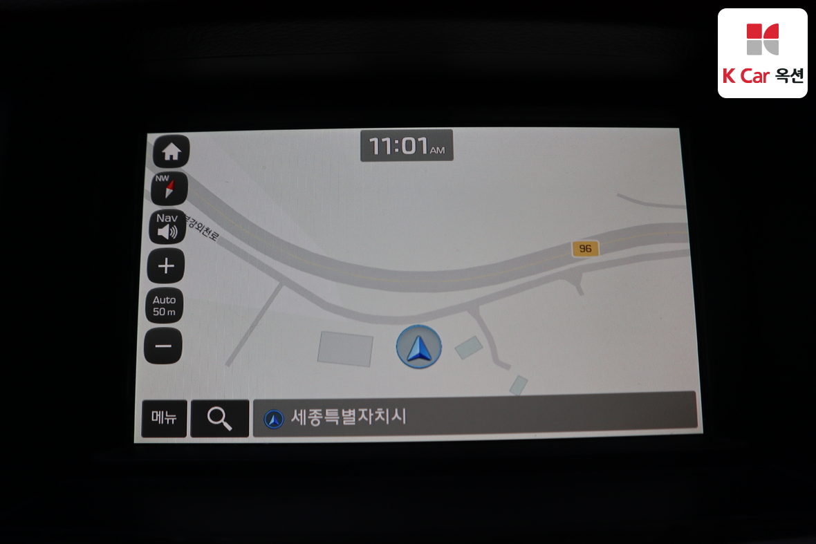 جينيسيس G80 2017 - صورة 13