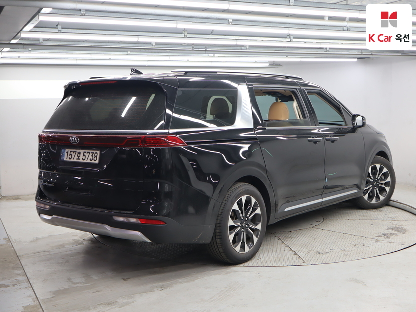 كيا - كارنفال - Image 2