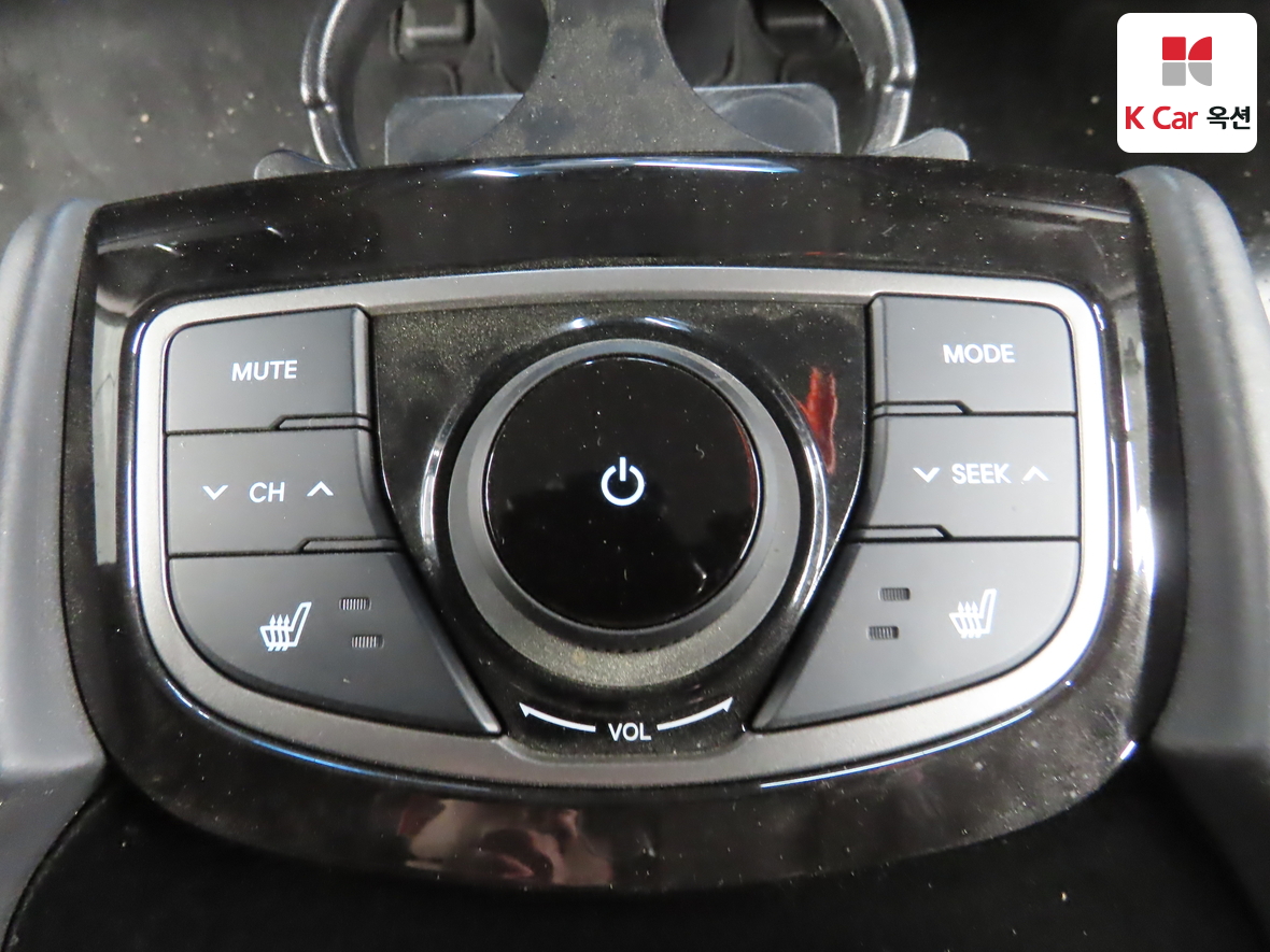 هيونداي أزيرا 2014 - صورة 24