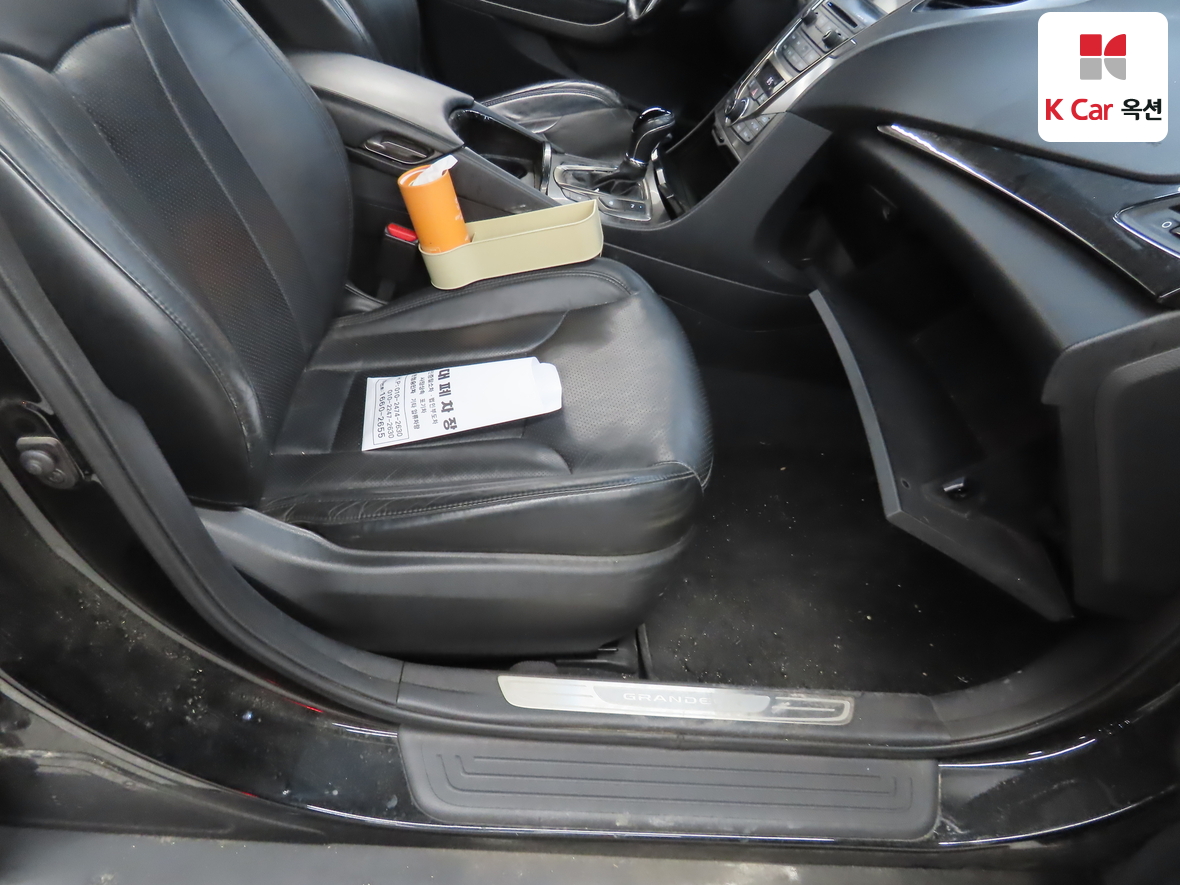 هيونداي أزيرا 2014 - صورة 30