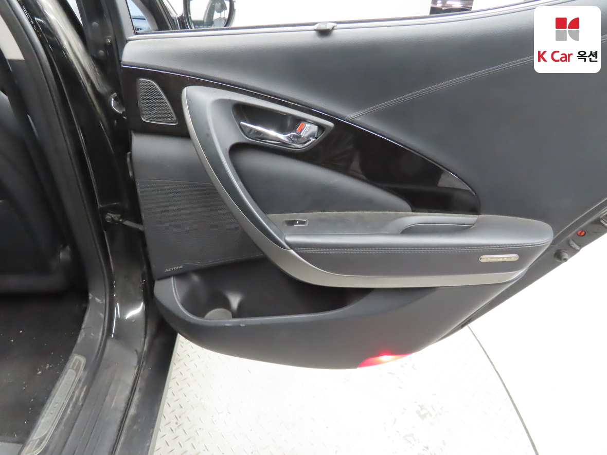 هيونداي أزيرا 2014 - صورة 27