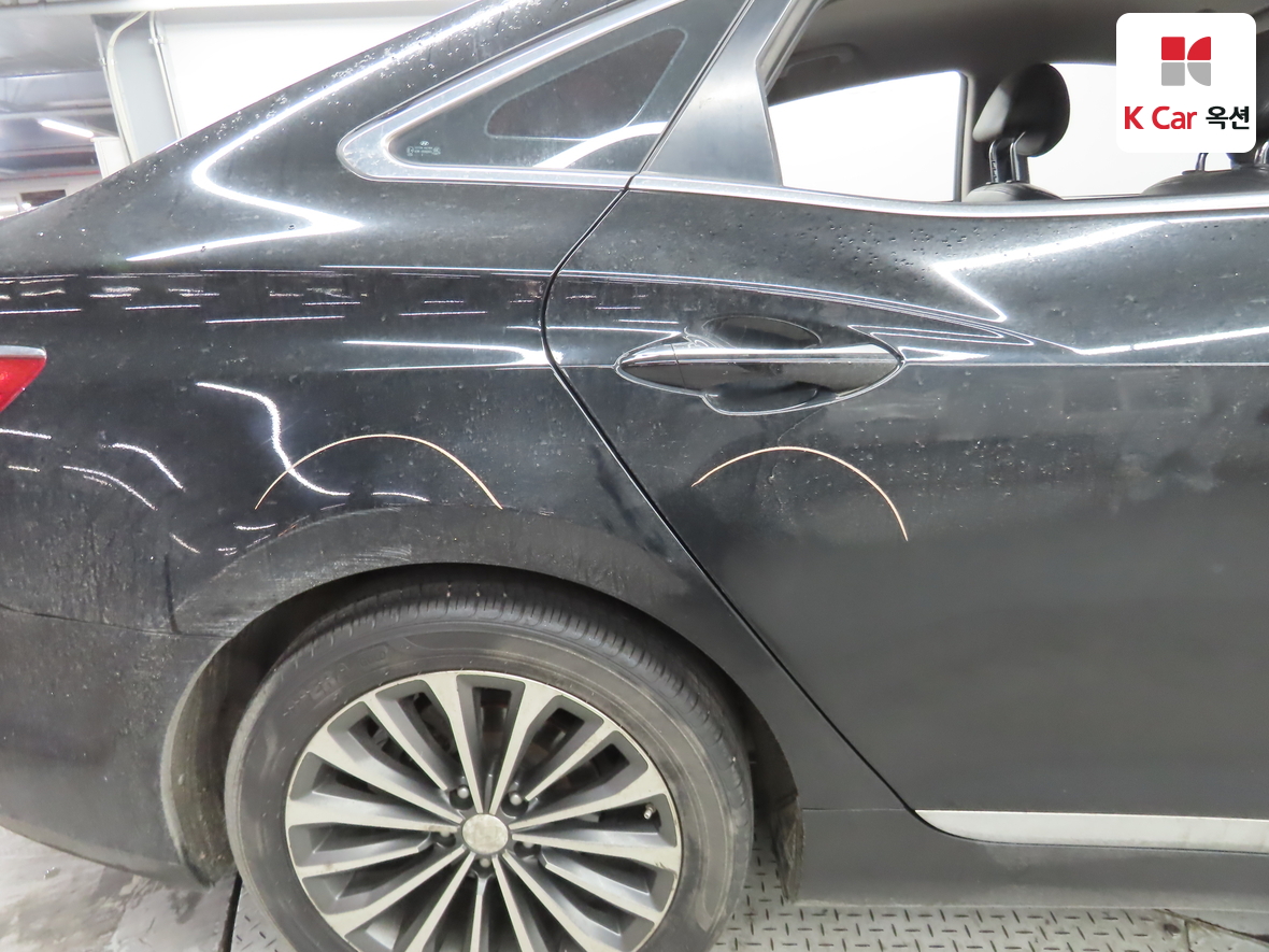 هيونداي أزيرا 2014 - صورة 39