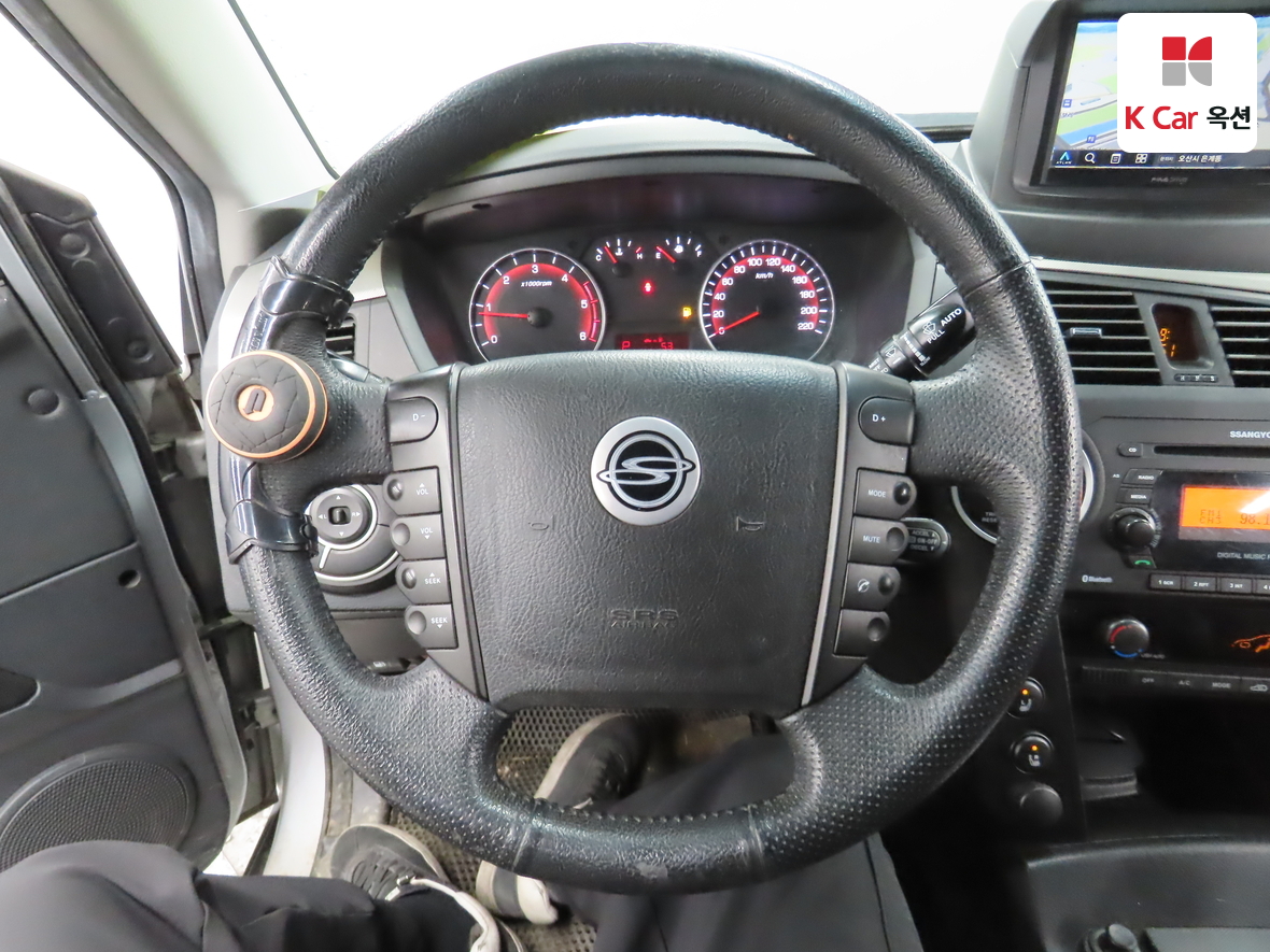 سانج يونج كوراندو سبورت 2012 - صورة 10