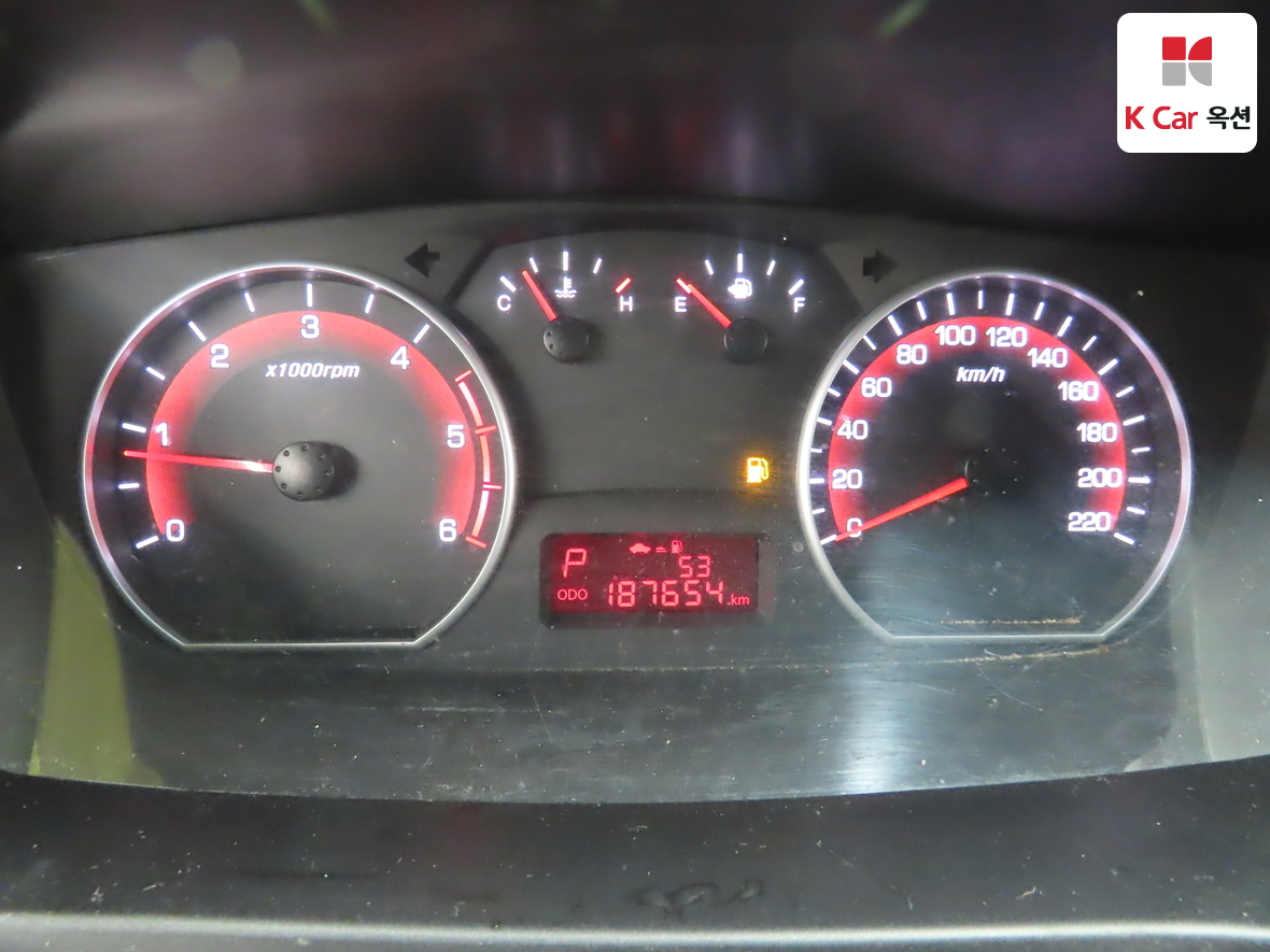 سانج يونج كوراندو سبورت 2012 - صورة 5