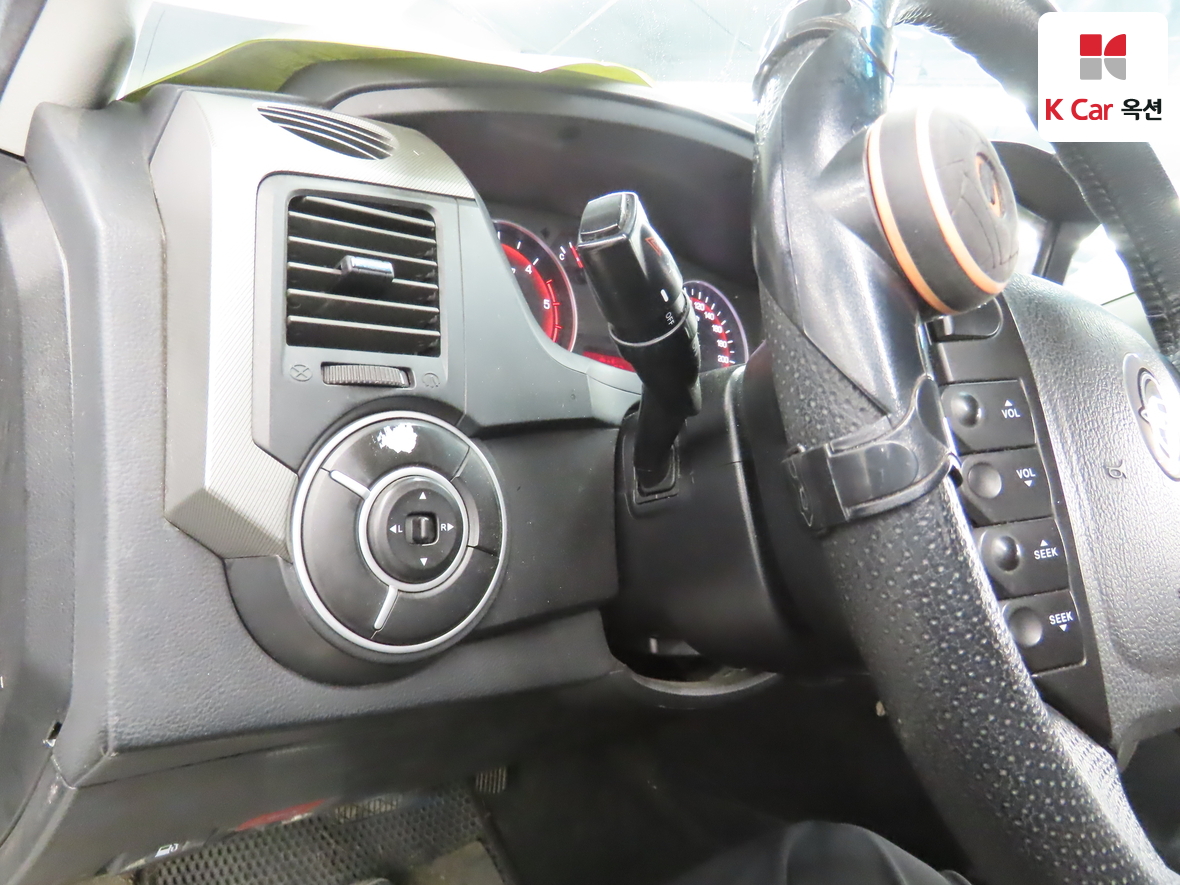 سانج يونج كوراندو سبورت 2012 - صورة 9