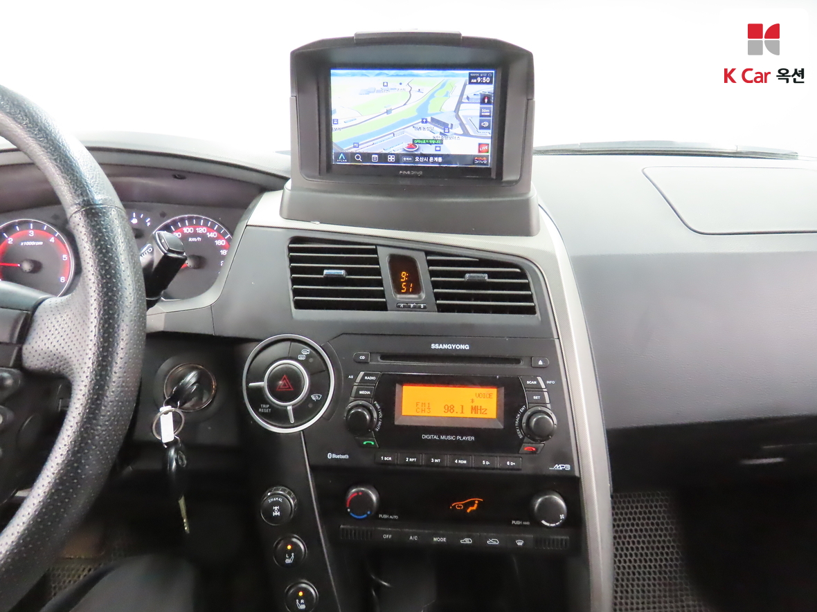 سانج يونج كوراندو سبورت 2012 - صورة 6