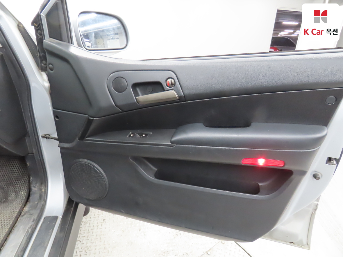 سانج يونج كوراندو سبورت 2012 - صورة 29