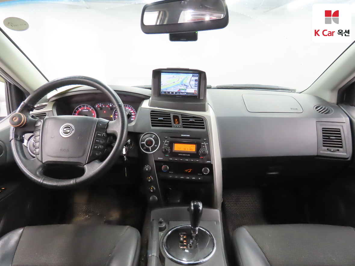 سانج يونج كوراندو سبورت 2012 - صورة 3