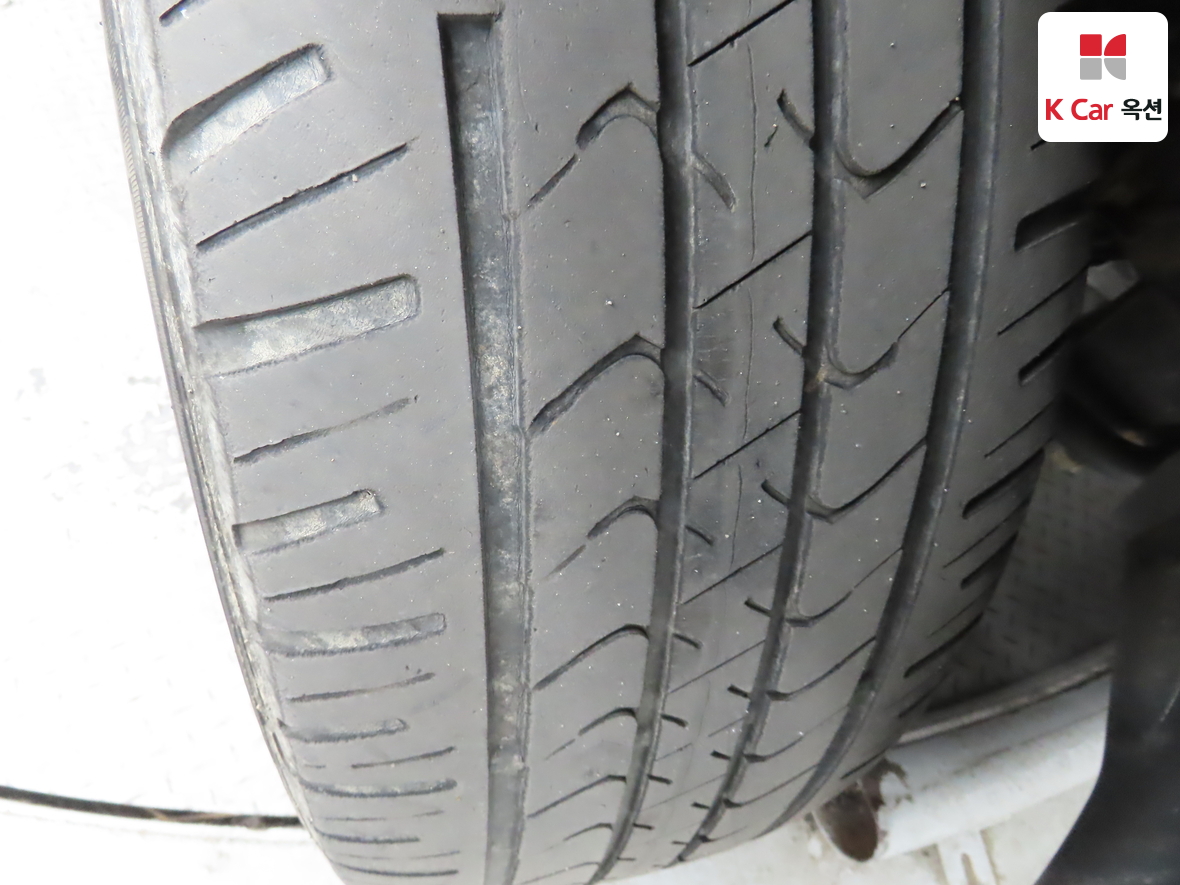 سانج يونج كوراندو سبورت 2012 - صورة 32