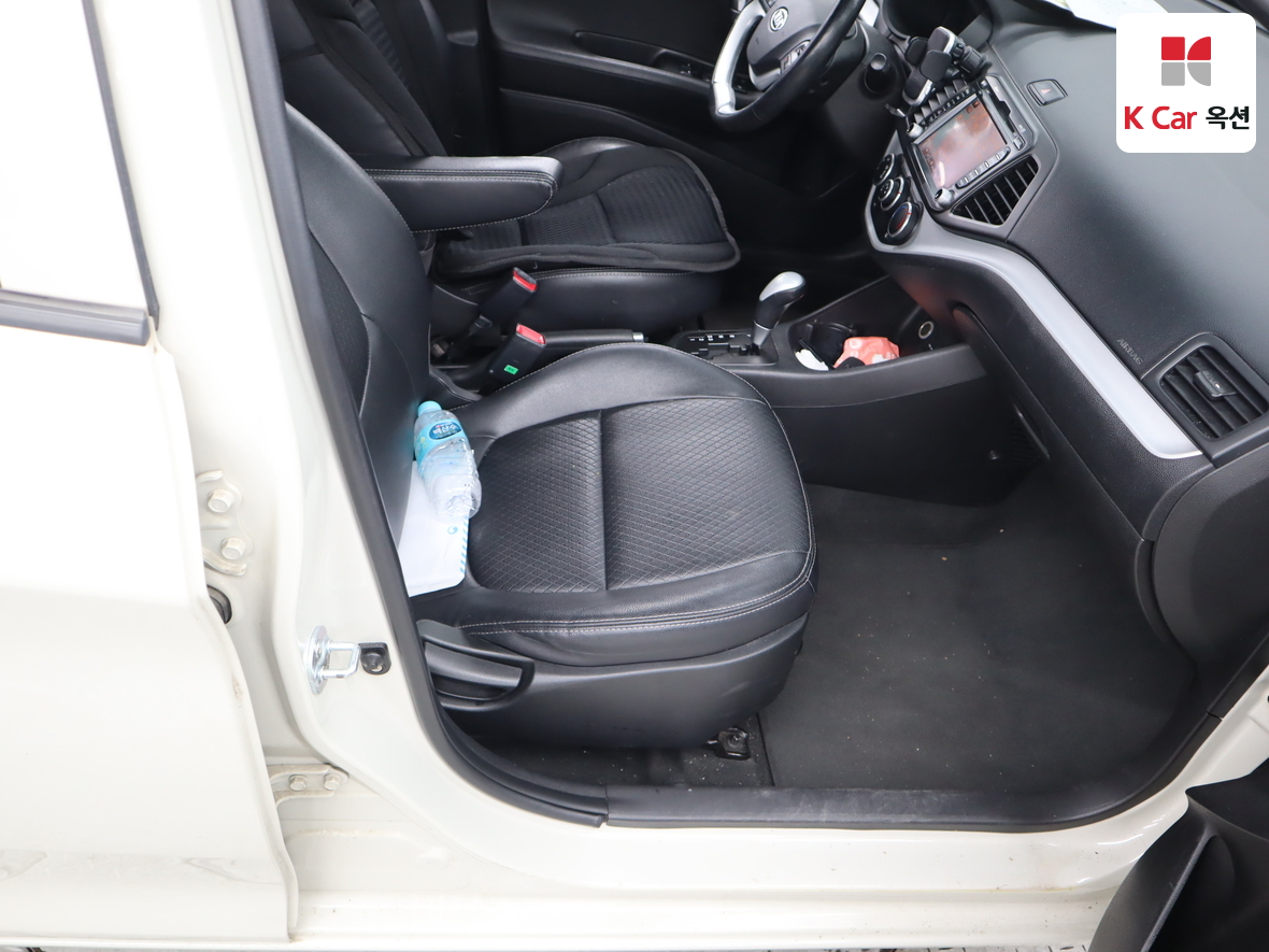 Kia Morning 2012 - Image 29