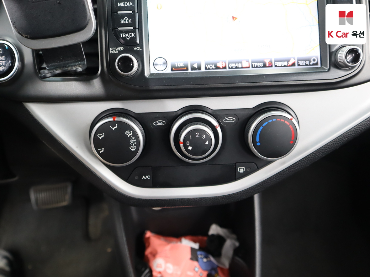 Kia Morning 2012 - Image 15