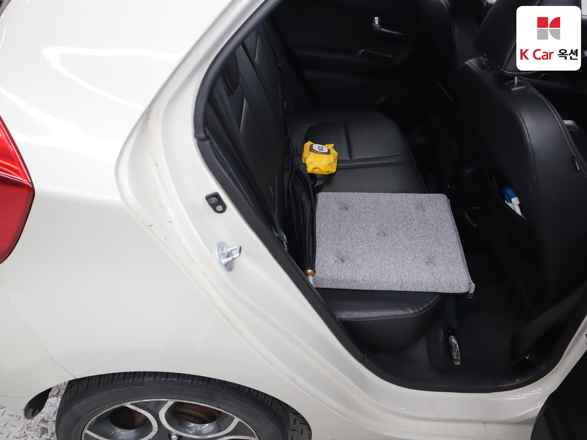 Kia Morning 2012 - Image 27