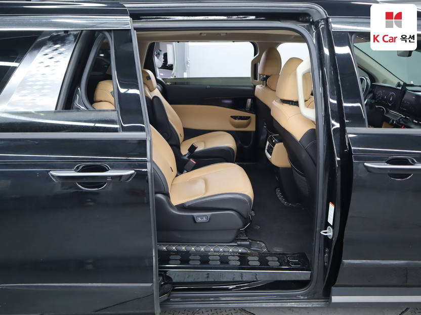 كيا - كارنفال - Image 27