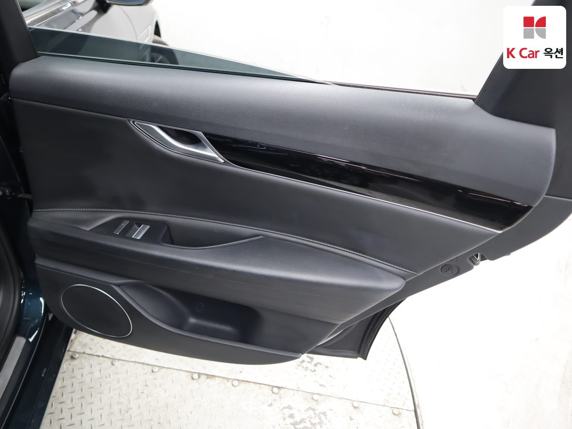 Hyundai Genesis G80 2021 - Image 26