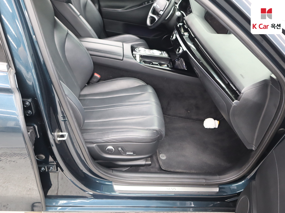 Hyundai Genesis G80 2021 - Image 29