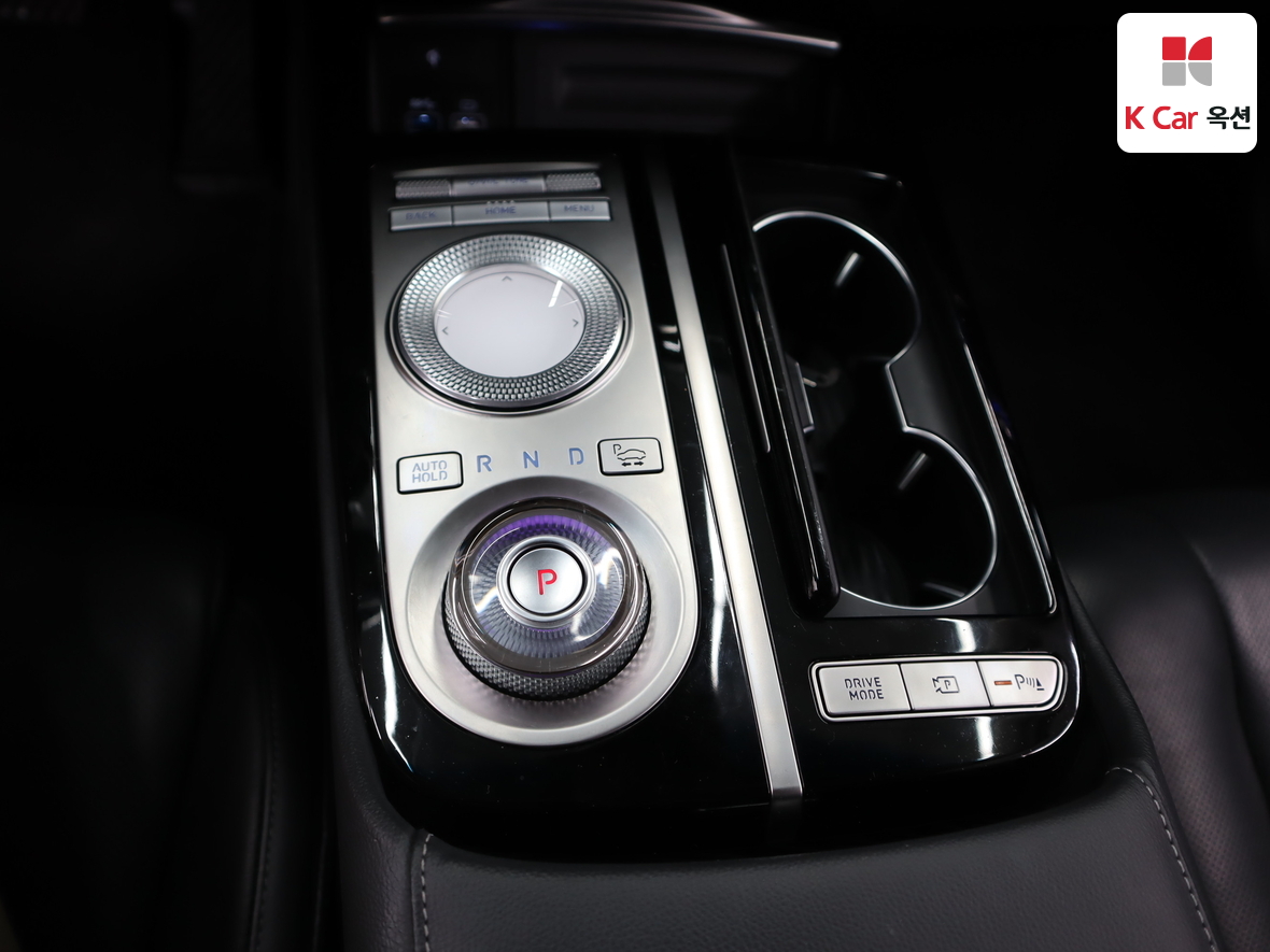 Hyundai Genesis G80 2021 - Image 16