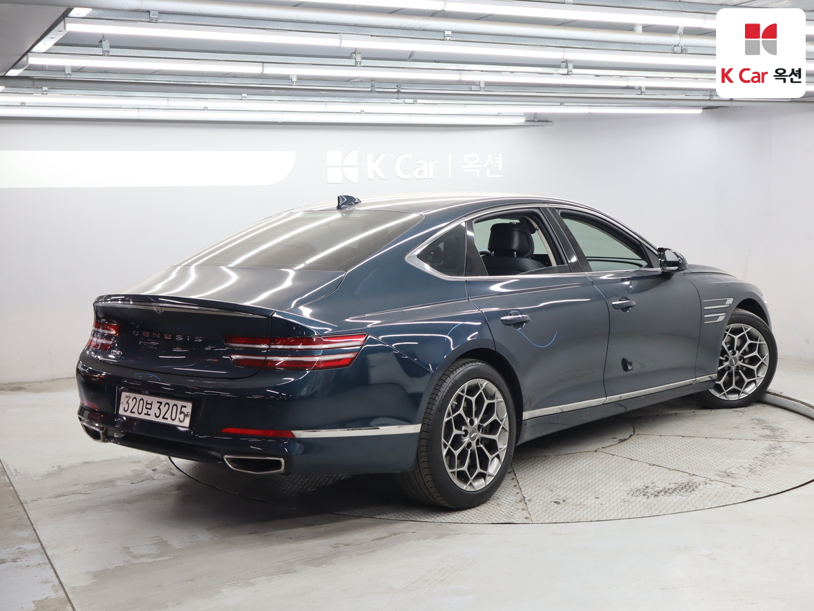 Hyundai Genesis G80 2021 - Image 2