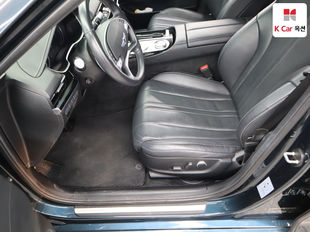 Hyundai Genesis G80 2021 - Image 18