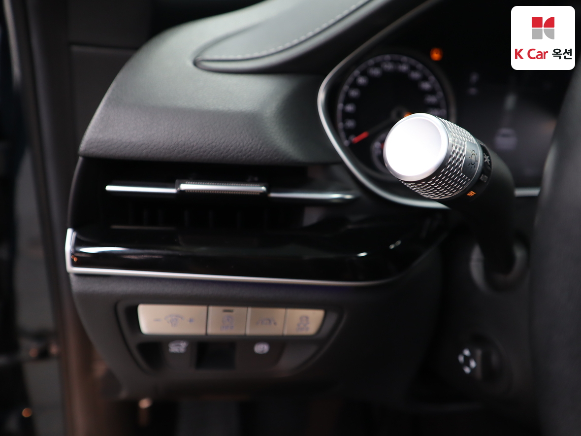 Hyundai Genesis G80 2021 - Image 9