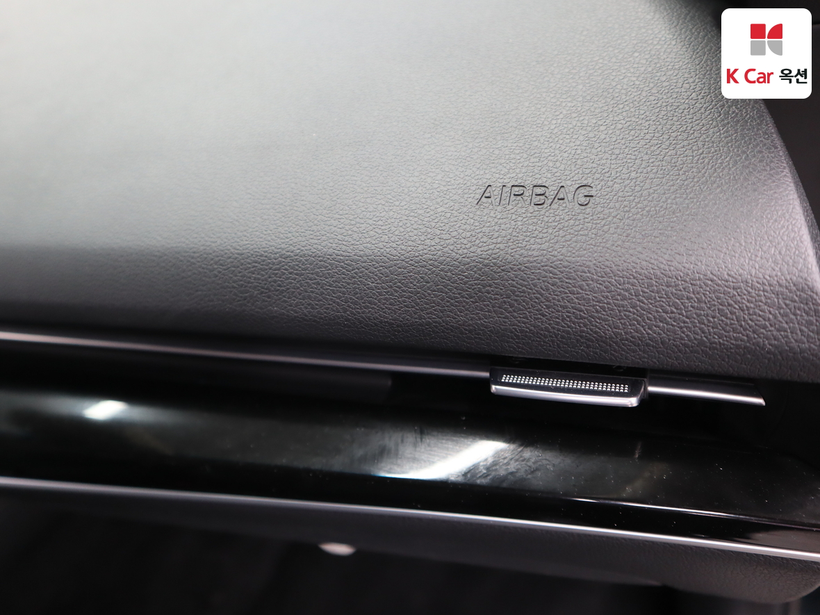 Hyundai Genesis G80 2021 - Image 30