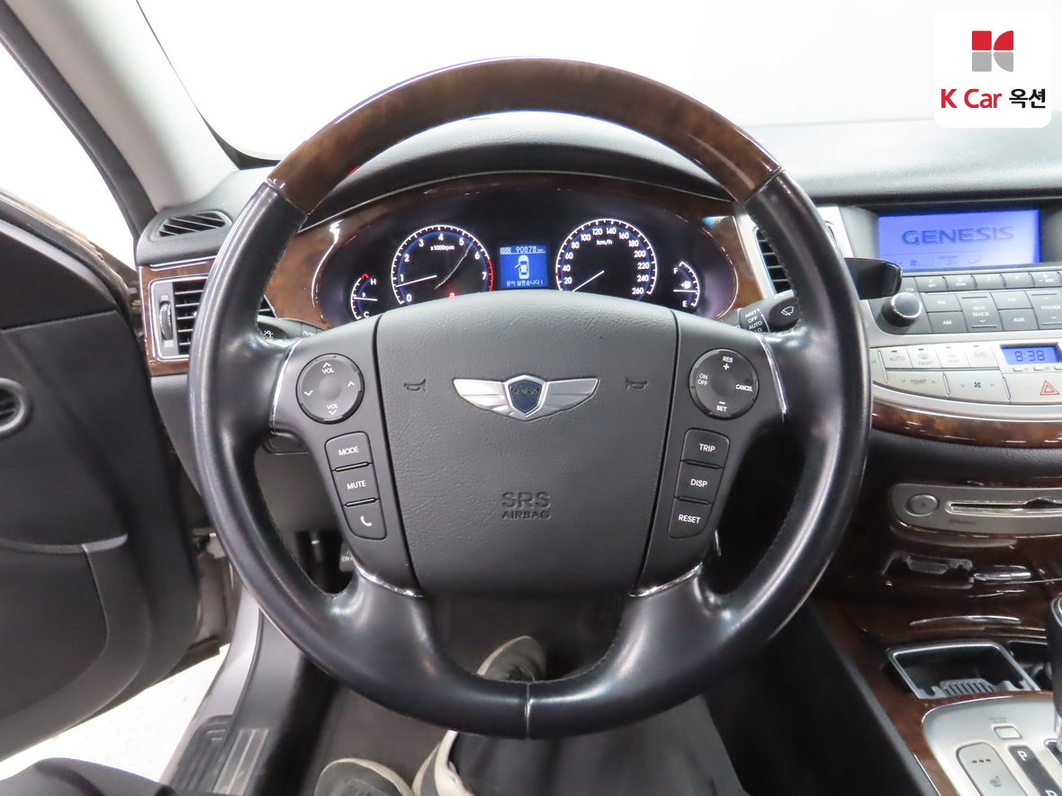 Hyundai Genesis 2008 - Image 10