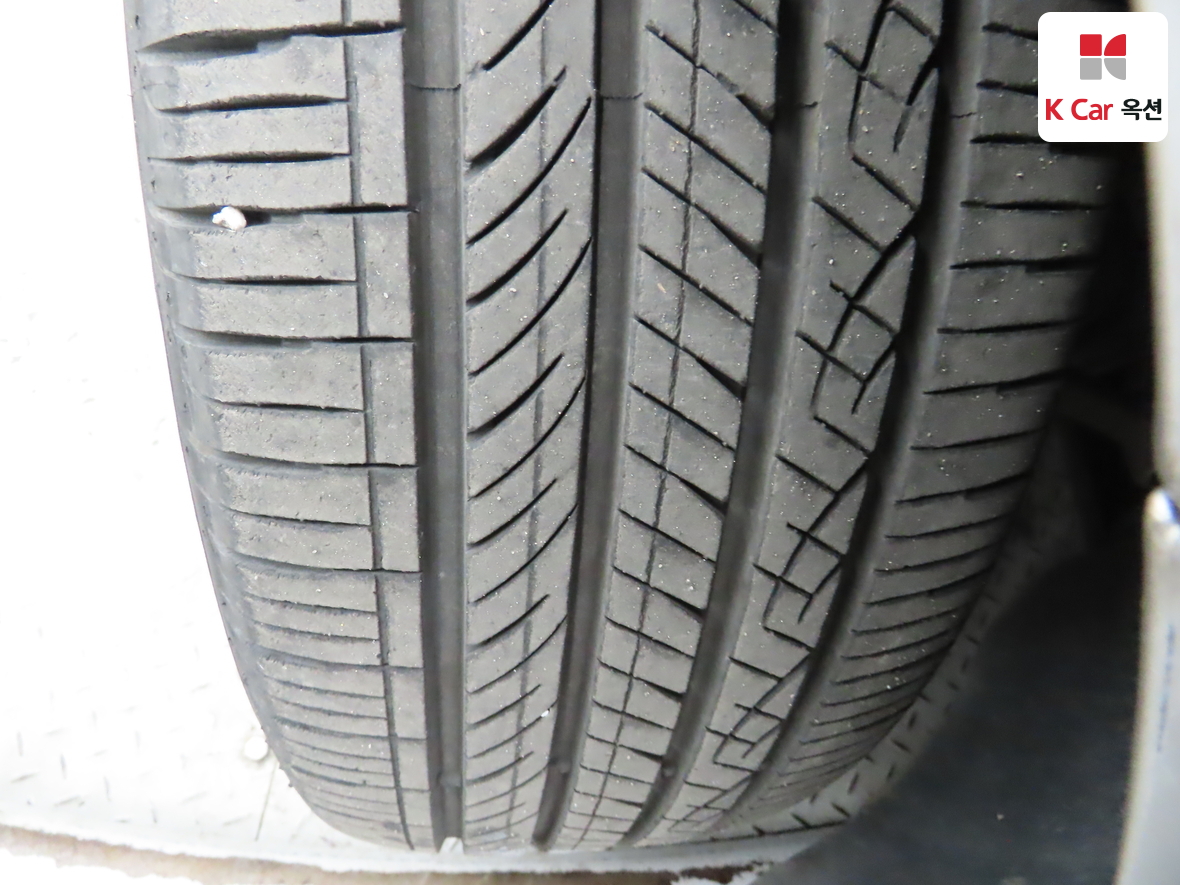 Hyundai Genesis 2008 - Image 30