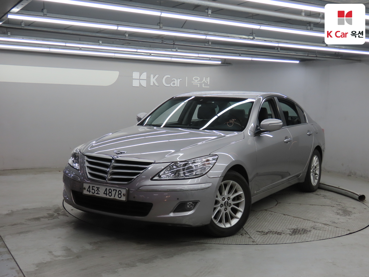 Hyundai Genesis 2008 - Image 1