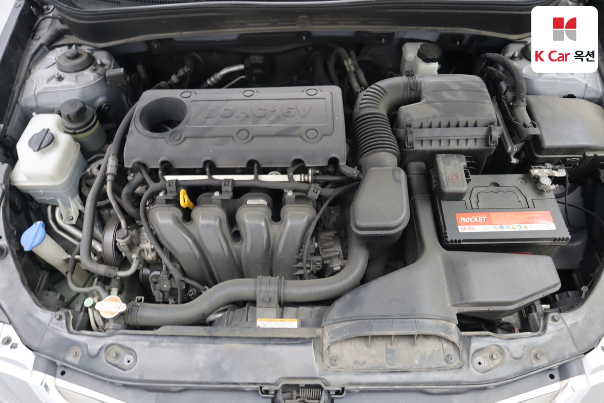 Hyundai Sonata 2010 - Image 31