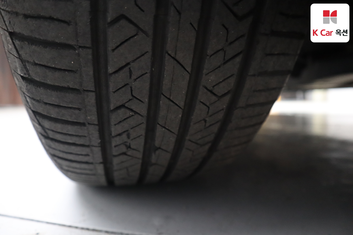 Hyundai Sonata 2010 - Image 30