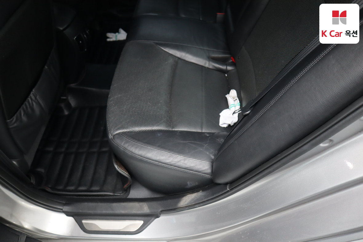 Hyundai Sonata 2010 - Image 22