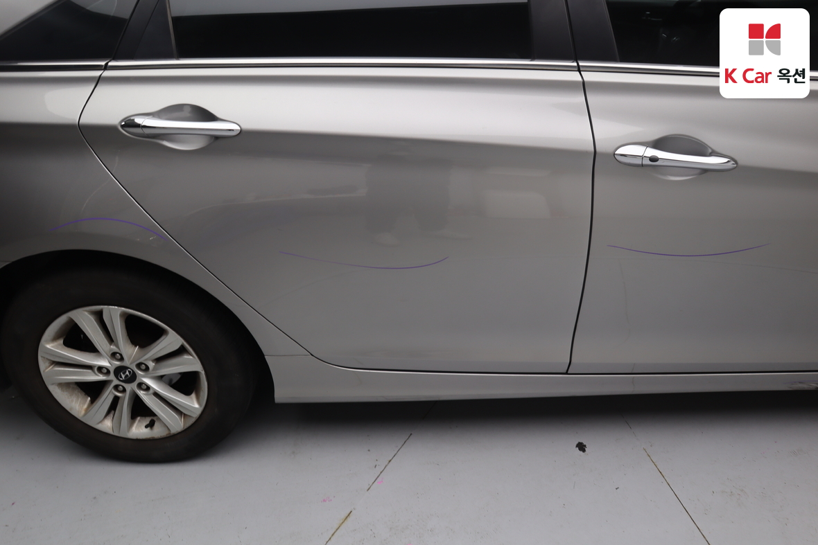 Hyundai Sonata 2010 - Image 39