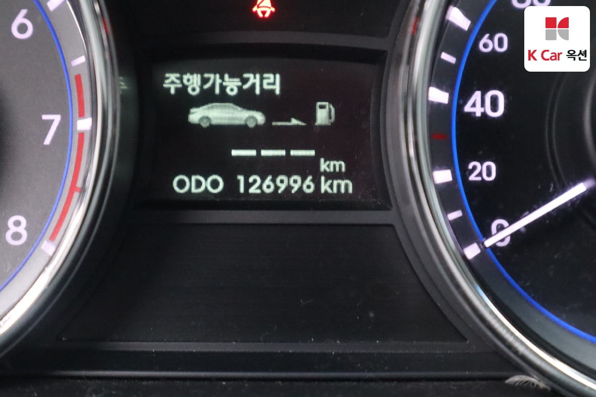 Hyundai Sonata 2010 - Image 4