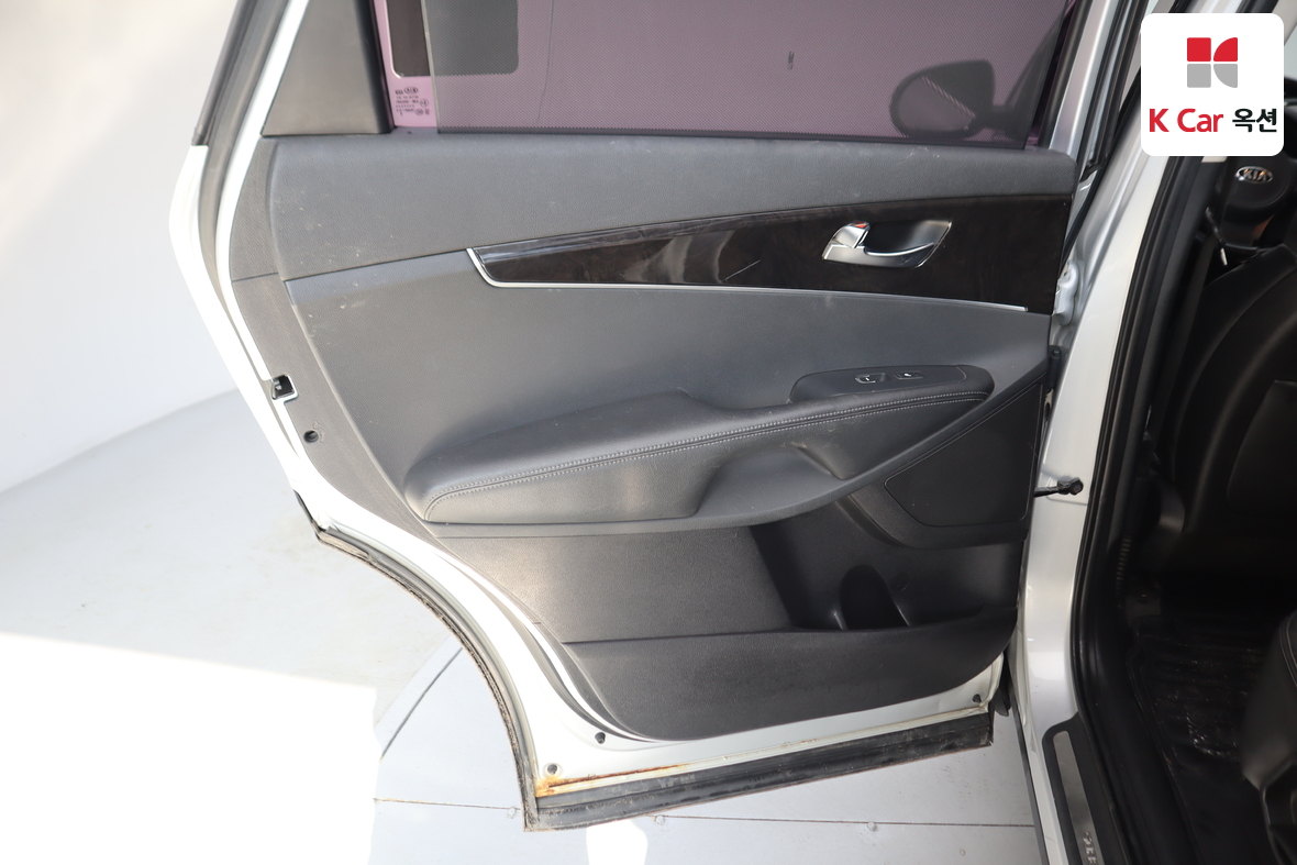 Kia Sorento 2015 - Image 21