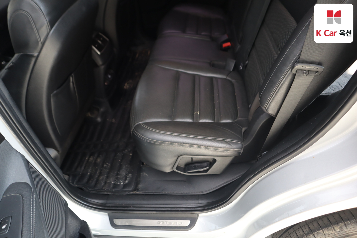 Kia Sorento 2015 - Image 22