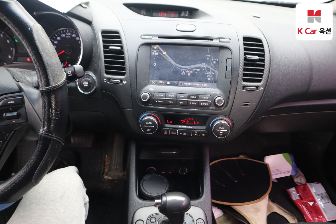 Kia K3 2013 - Image 6