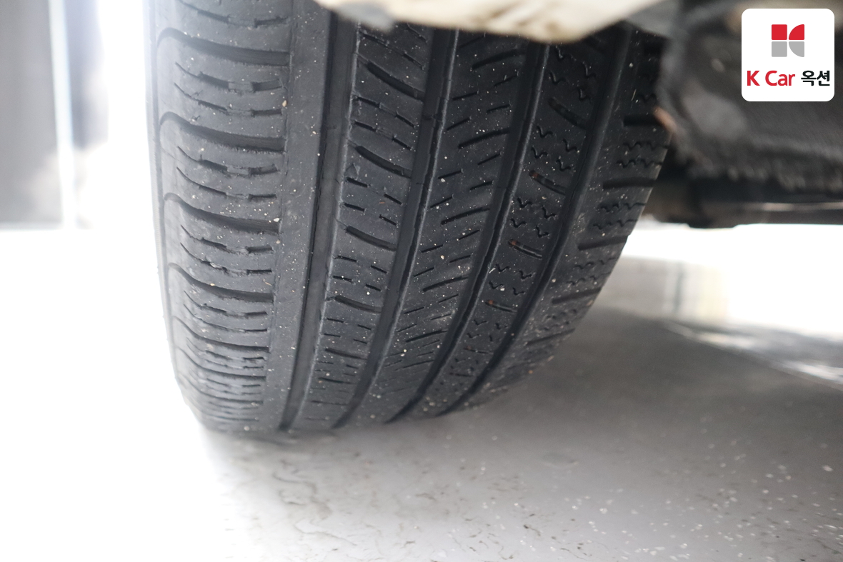 Kia K3 2013 - Image 29