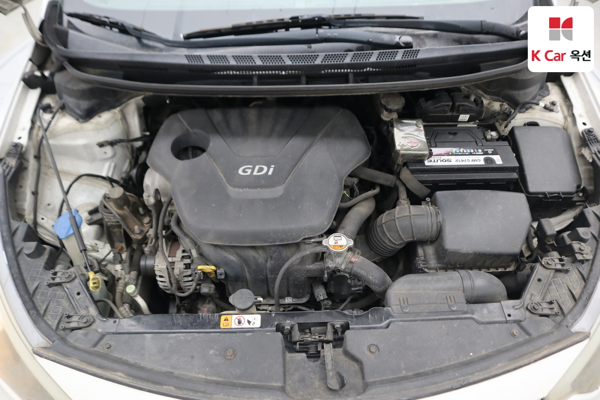 Kia K3 2013 - Image 30