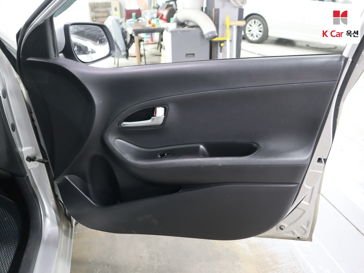 Kia Morning 2013 - Image 32