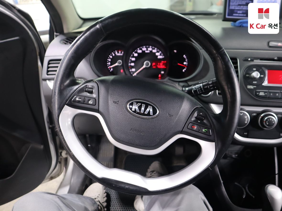 Kia Morning 2013 - Image 10